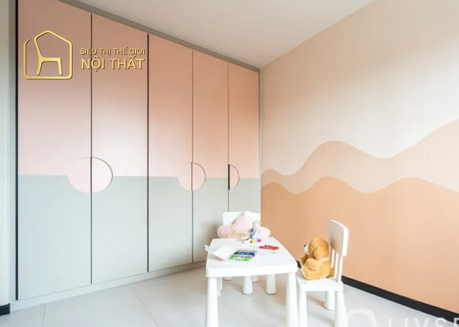 Tủ quần áo bé gái trang trí, biến tấu hoạ tiết đơn giản