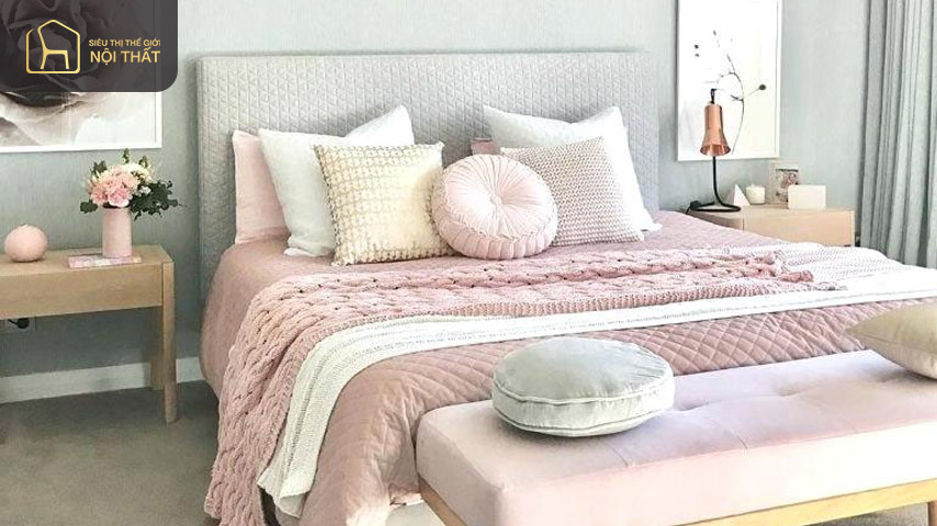 Thiết kế phòng ngủ màu hồng kết hợp với nội thất hiện đại, tiện nghi