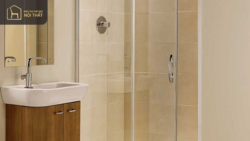 Việc sử dụng cửa kéo cho phòng tắm nhỏ 3m2 vừa làm tăng tính thẩm mỹ, vừa thuận tiện cho các thành viên trong gia đình