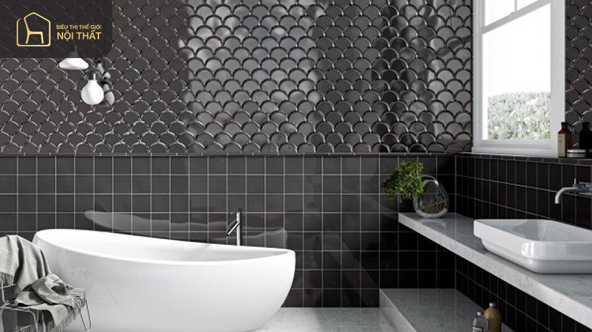 Bức tường được ốp bằng gạch mosaic vảy cá màu đen ấn tượng