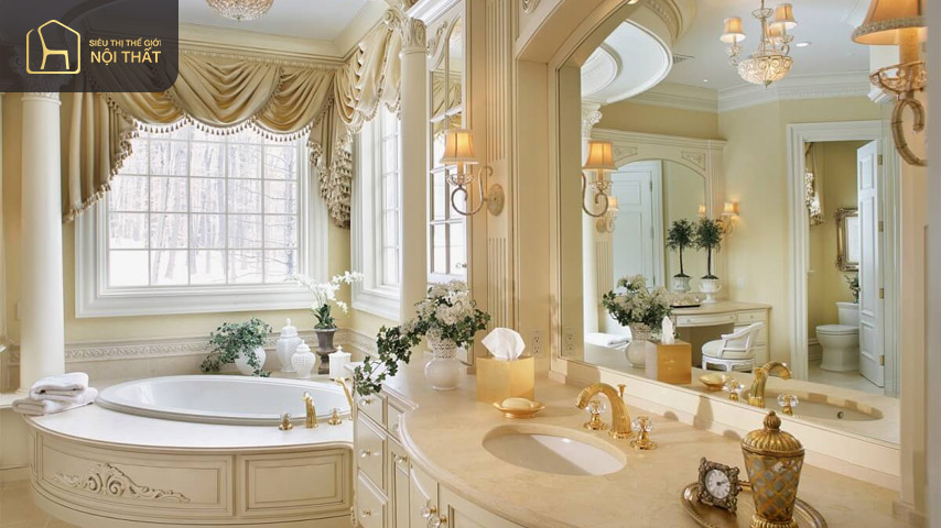 Việc sắp xếp nội thất hợp lý khiến không gian phòng tắm trở nên rộng rãi hơn