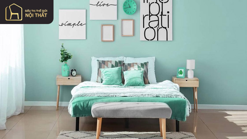 Phòng ngủ màu xanh pastel mang phong cách tối giản, nhẹ nhàng với những món đồ nội thất cơ bản