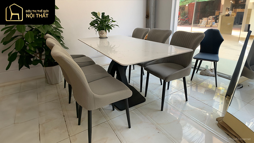 bàn ăn mặt đá cao cấp