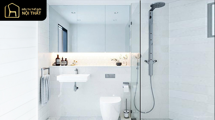 Mẫu thiết kế nhà tắm nhỏ hẹp sử dụng vách ngăn kính