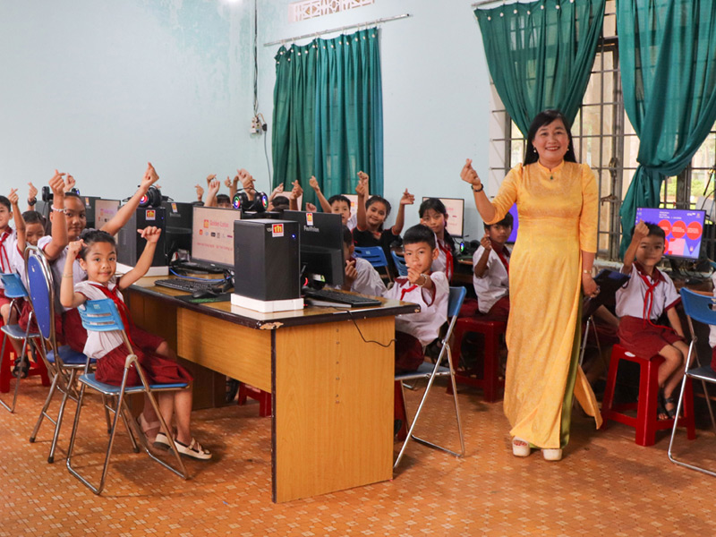 Siêu Thị Thế Giới Nội Thất đồng hành cùng giáo dục vùng cao