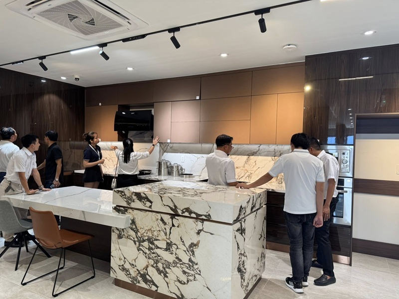 Siêu thị thế giới nội thất khai trương cửa hàng mới