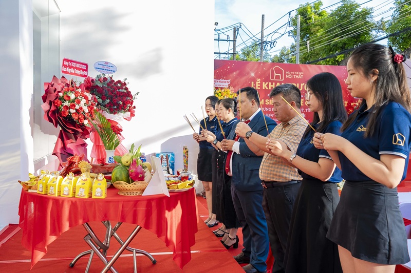 Sự kiện khai trương showroom mới tại Siêu Thị Thế Giới Nội Thất