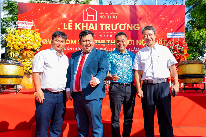 Sự kiện khai trương showroom mới tại Siêu Thị Thế Giới Nội Thất