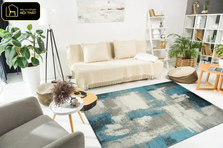 Thiết kế nội thất tối giản - Kết hợp thảm lớn để tạo chiều sâu cho căn phòng