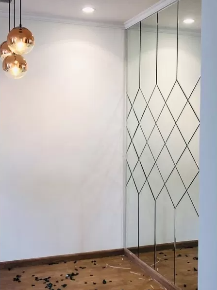 Gương Trang Trí Dán Tường DT22