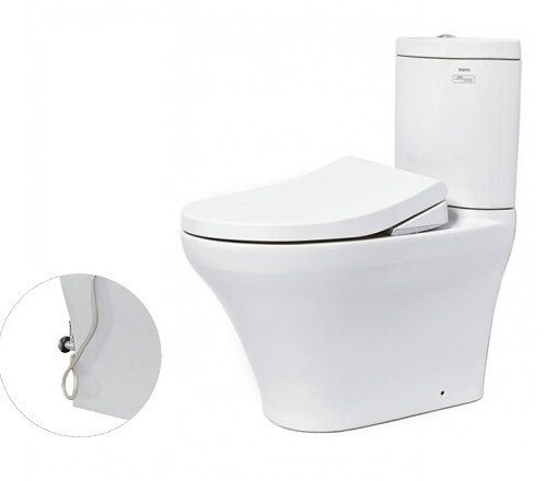 Bàn cầu hai khối, nắp đóng êm kèm vòi rửa nước lạnh TCW1211A