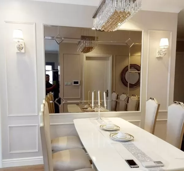 Gương Bỉ Dán Tường DT04